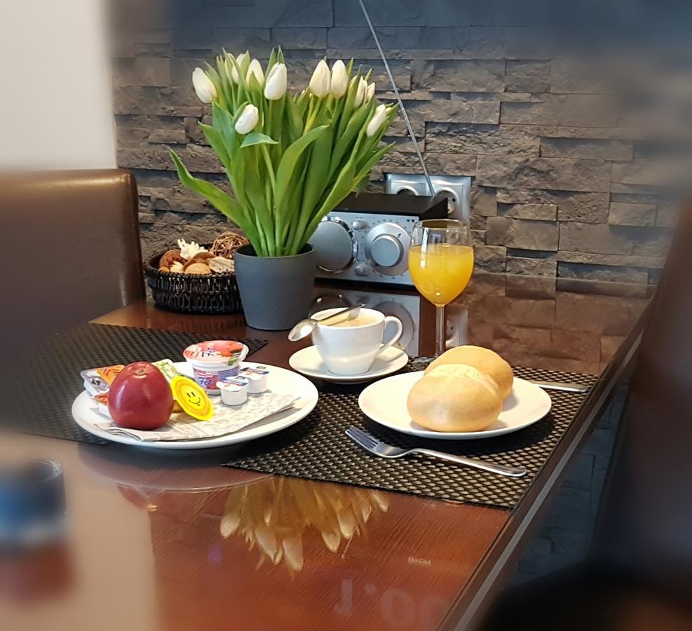 Triumph Inn Pension Rangsdorf Esterno foto