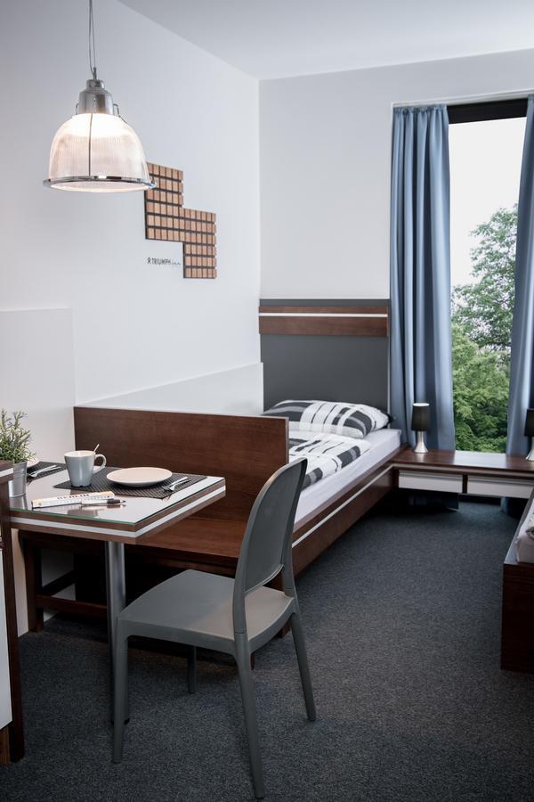 Triumph Inn Pension Rangsdorf Esterno foto